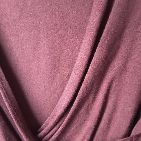 Aritzia Talula Burgundy Faux Wrap Long Sleeve Shirt Size Med. - Picture 5 of 10